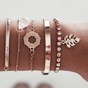 **AMBROSE* 5-Pc Gold x Leaf Fashion Bracelet Set